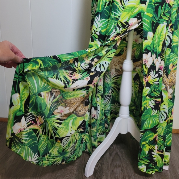 White House Black Market Safari Jungle Cat Maxi Dress Cheetah Lace Up Back 0 - Picture 8 of 16